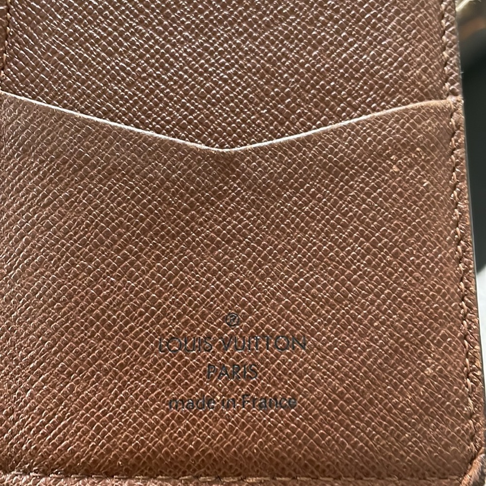 Louis Vuitton WALLET - Picture 6 of 6